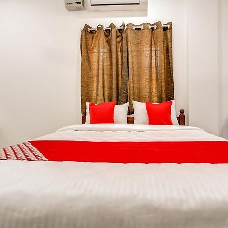 OYO 69625 Mayuraa Residency Otel Kumbakonam Dış mekan fotoğraf