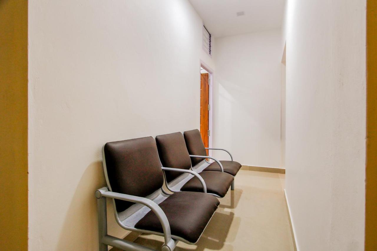 OYO 69625 Mayuraa Residency Otel Kumbakonam Dış mekan fotoğraf
