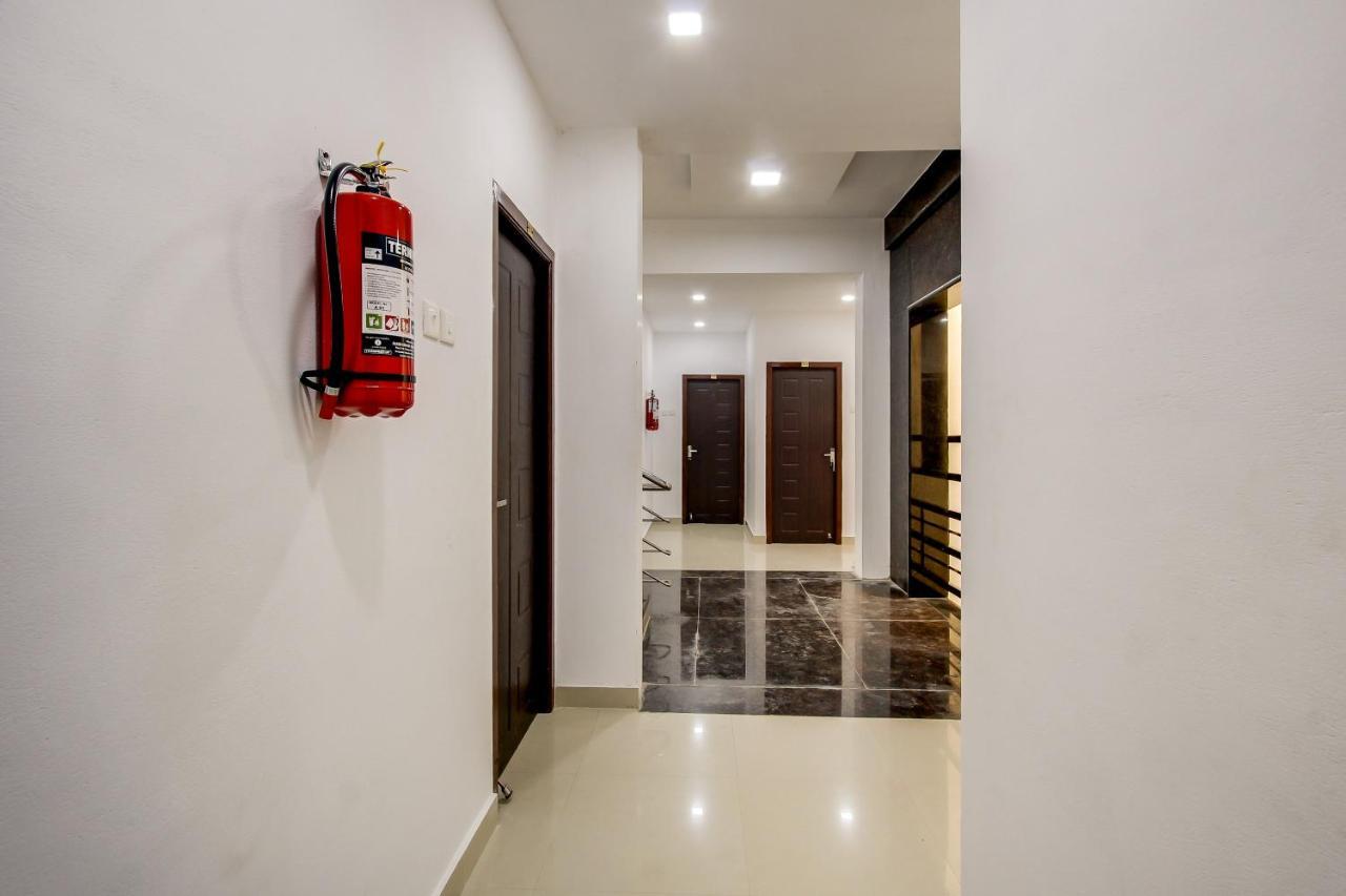 OYO 69625 Mayuraa Residency Otel Kumbakonam Dış mekan fotoğraf