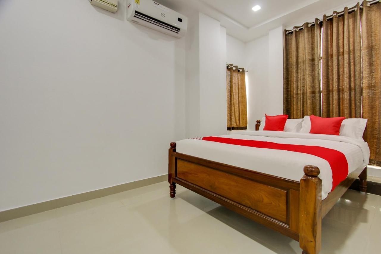 OYO 69625 Mayuraa Residency Otel Kumbakonam Dış mekan fotoğraf