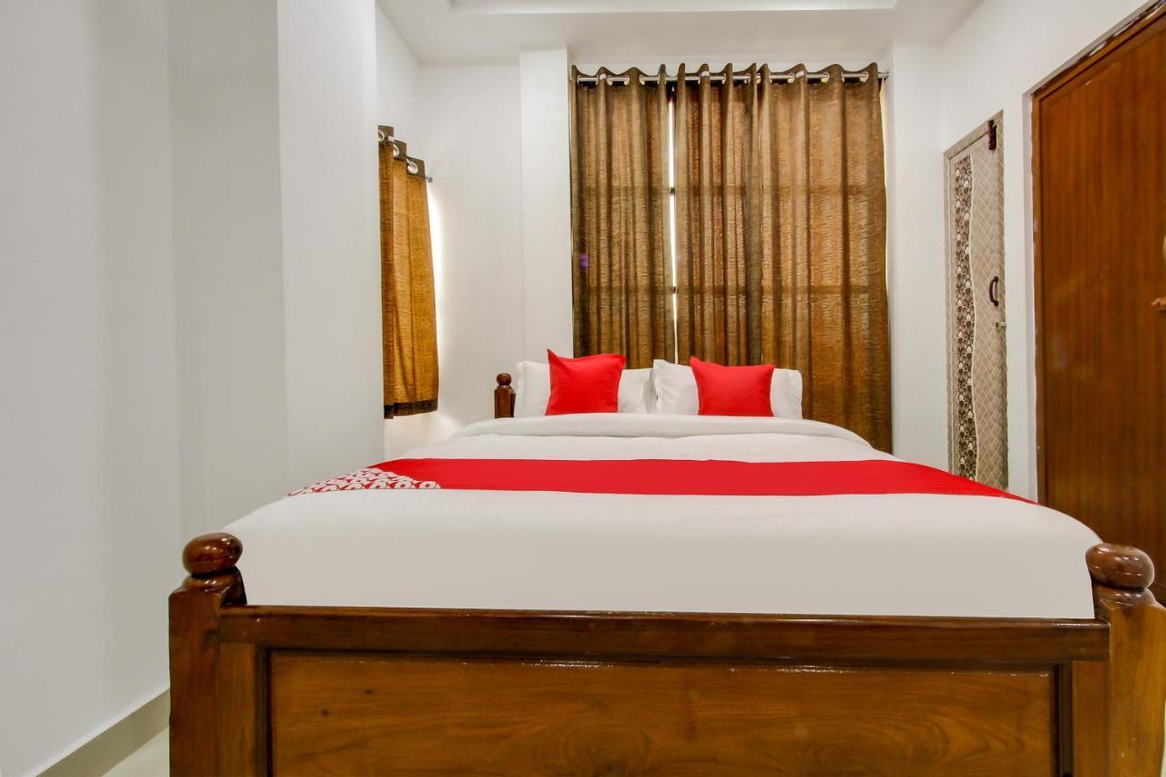 OYO 69625 Mayuraa Residency Otel Kumbakonam Dış mekan fotoğraf