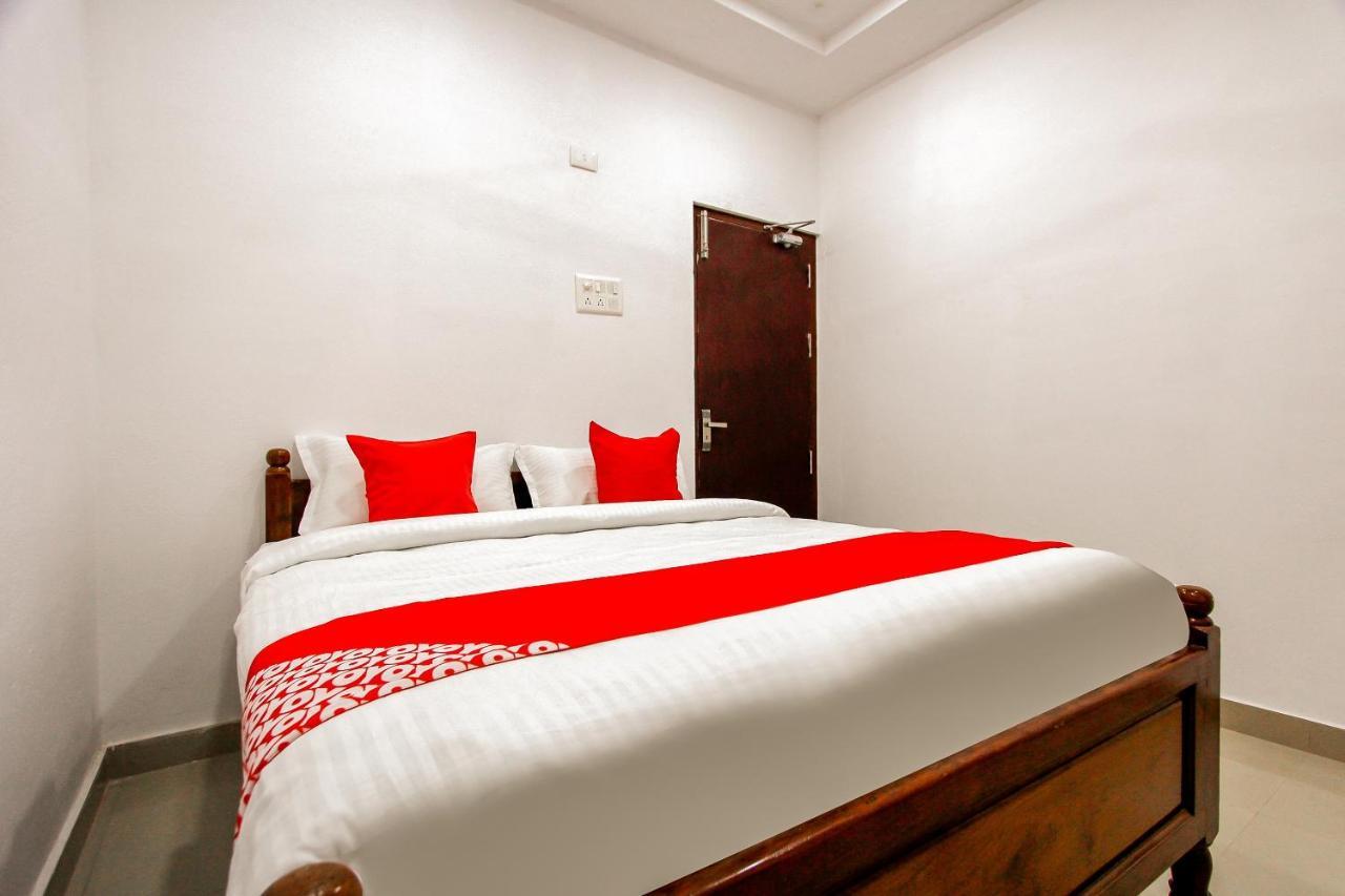 OYO 69625 Mayuraa Residency Otel Kumbakonam Dış mekan fotoğraf