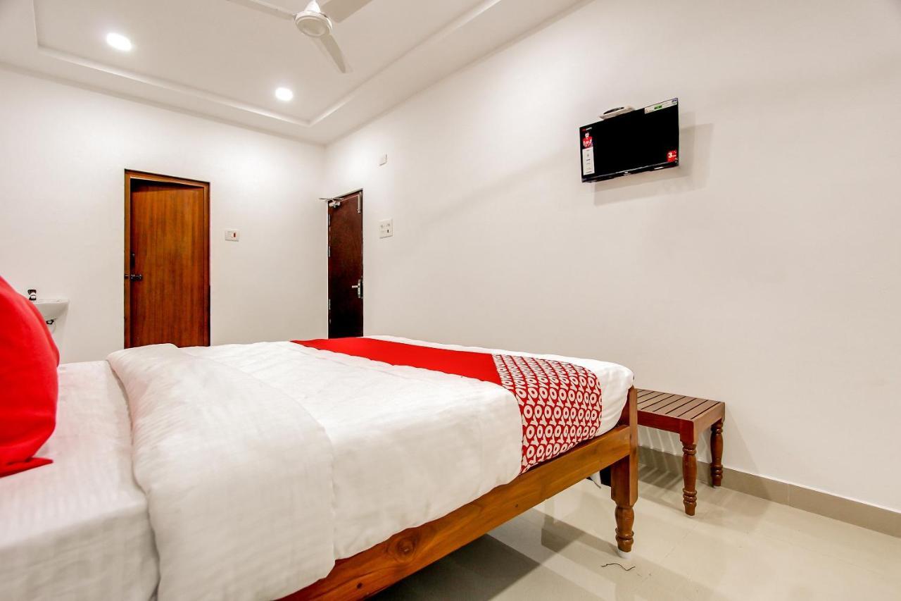 OYO 69625 Mayuraa Residency Otel Kumbakonam Dış mekan fotoğraf
