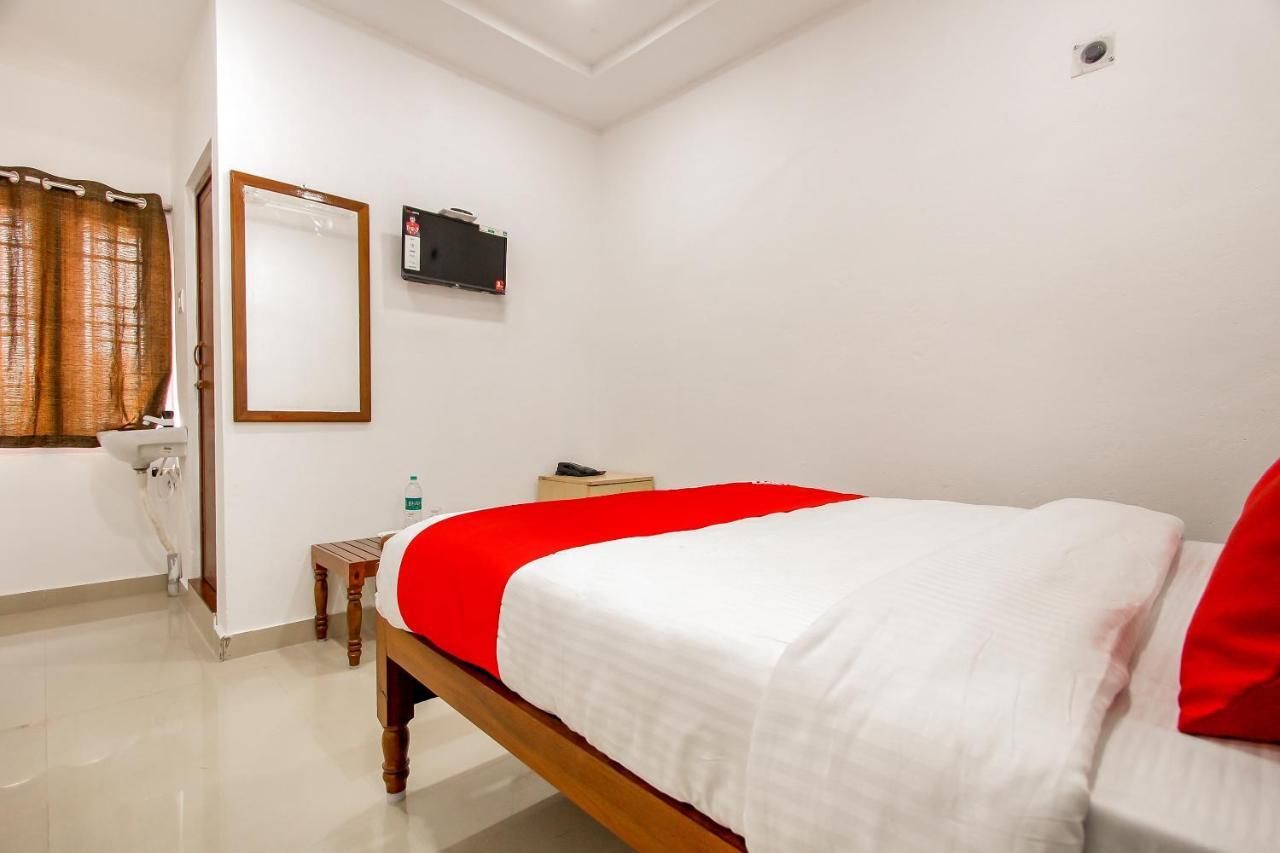 OYO 69625 Mayuraa Residency Otel Kumbakonam Dış mekan fotoğraf
