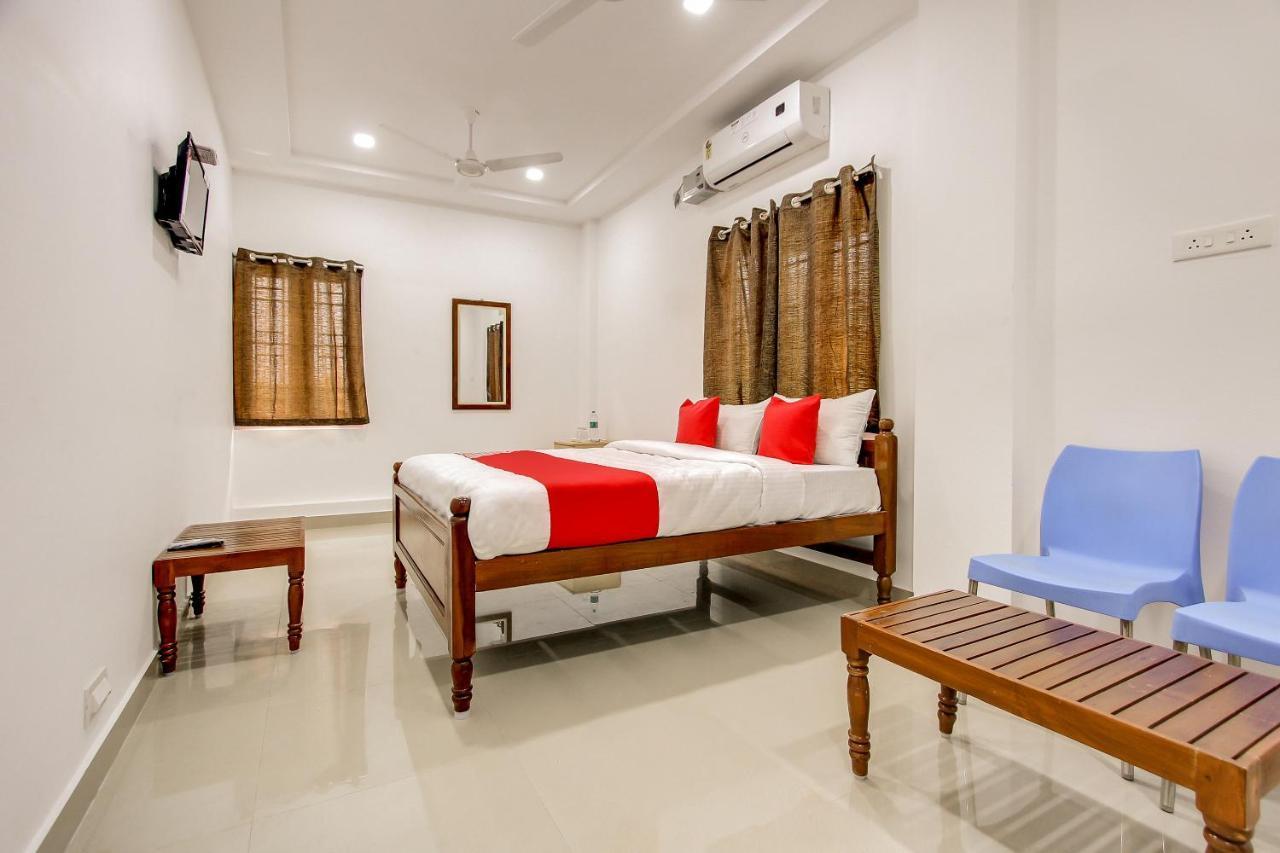 OYO 69625 Mayuraa Residency Otel Kumbakonam Dış mekan fotoğraf